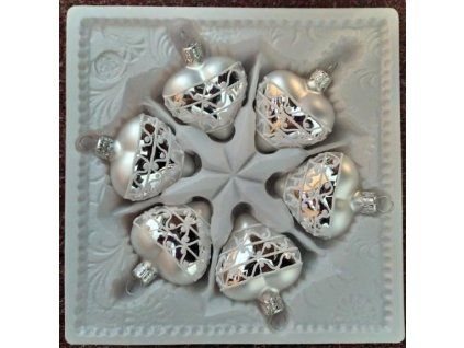 SRDCE STŘ. LESK BÍLÝ PLAST DEKOR 6KS 5,4X5,3CM 01271-81947